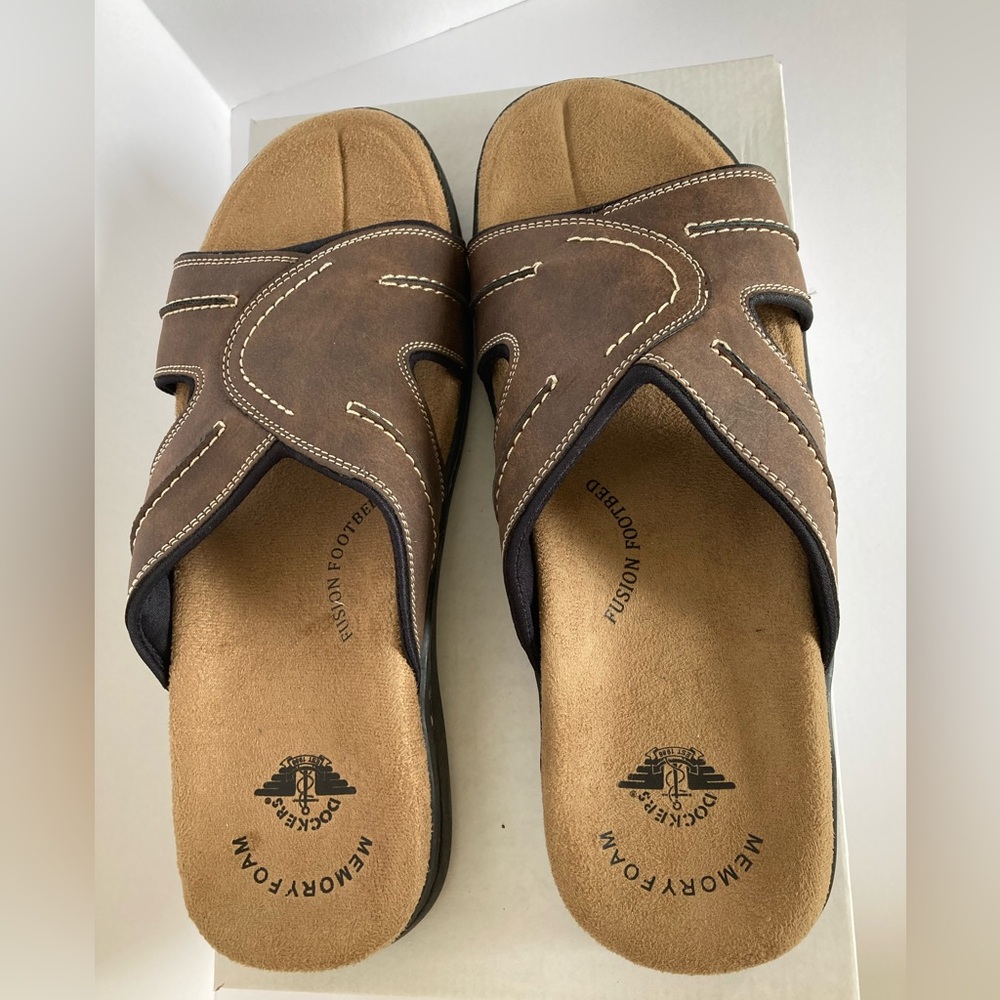 Dockers Men’s Brown Cross-Strap Sandals for Everyday Comfort Size 12